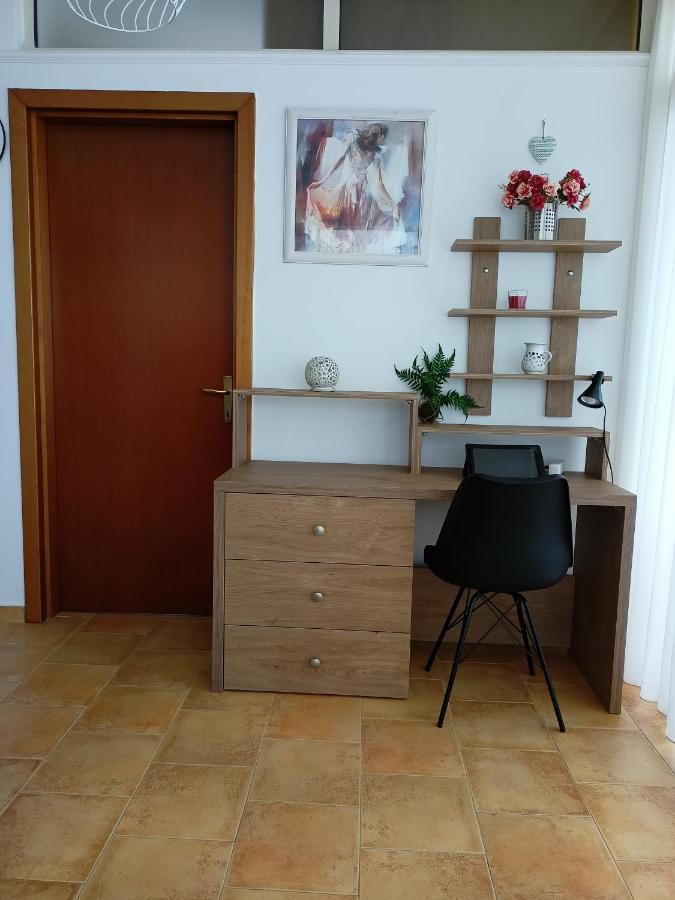 Apartman Dagmar ดูร์เรส ภายนอก รูปภาพ