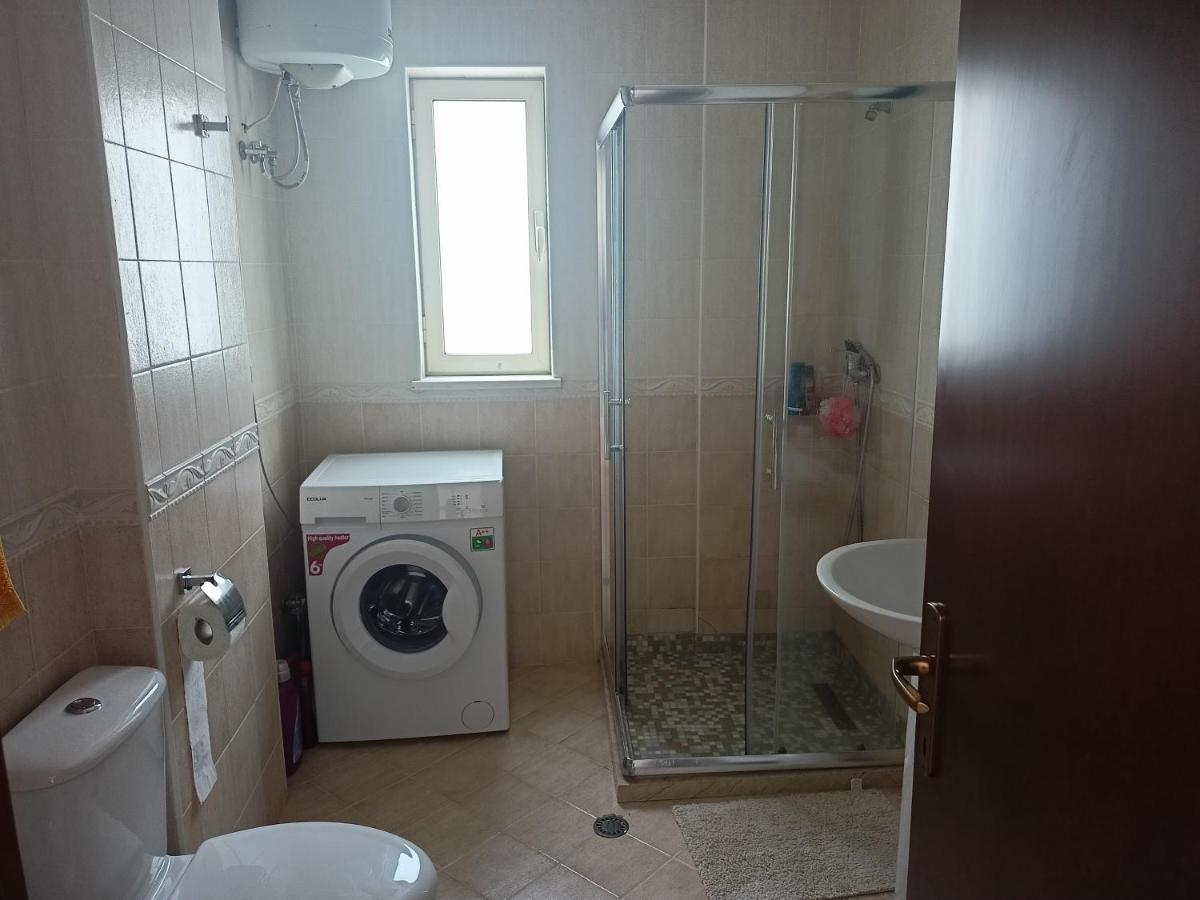 Apartman Dagmar ดูร์เรส ภายนอก รูปภาพ